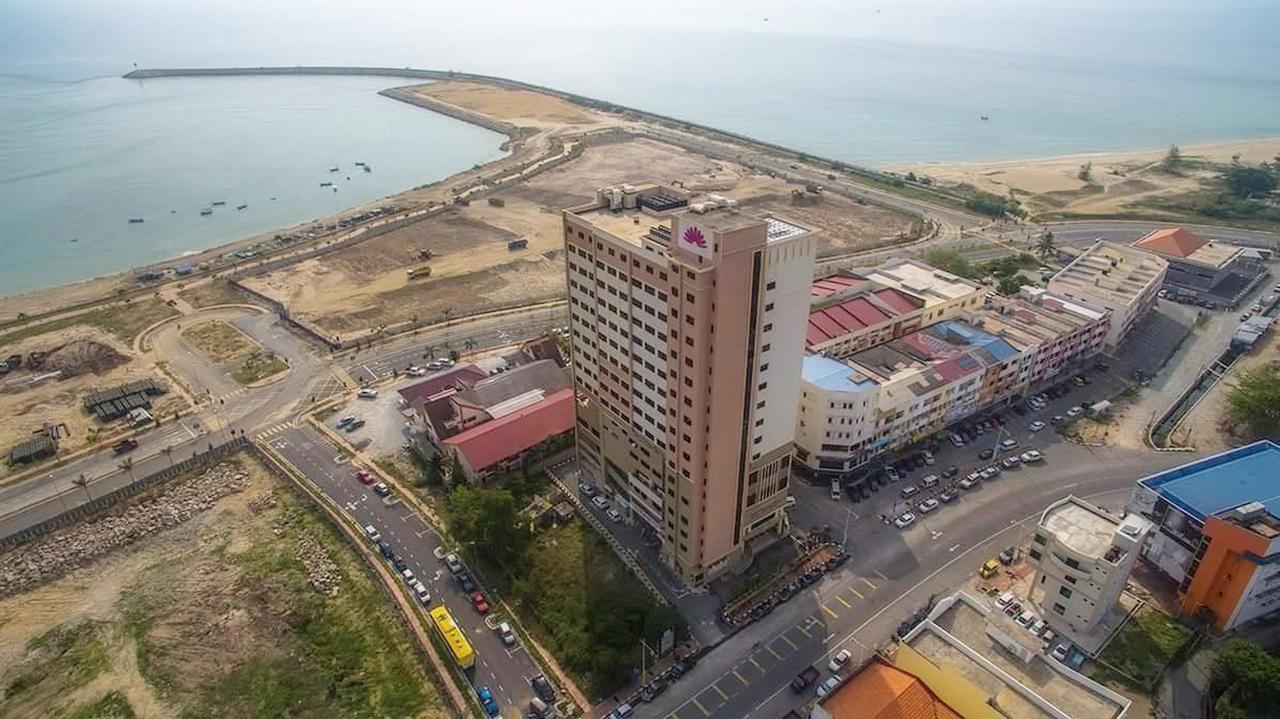 Hotel Tanjong Vista Kuala Terengganu Exterior photo